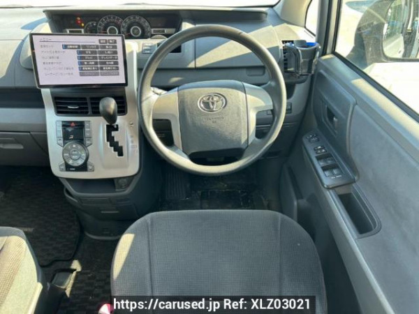 Used 2008 AT toyota noah ZRR70G Image[21]