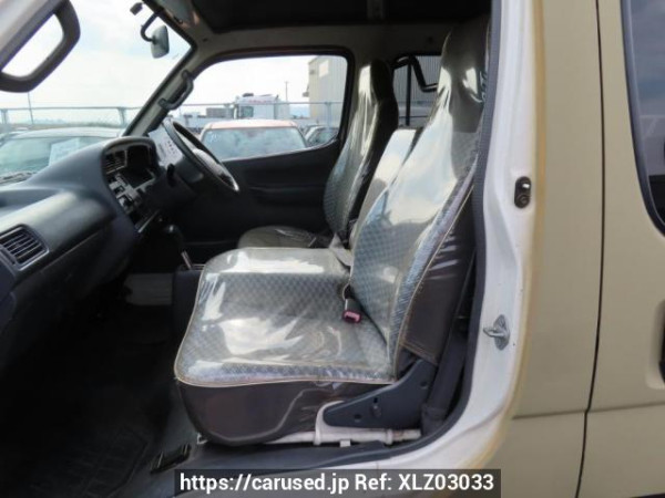 Used 2004 AT toyota hiace-van TRH122K Image[10]