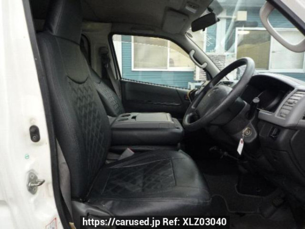 Used 2006 MT toyota hiace-van KDH200V Image[10]