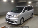 Toyota Noah ZRR75W