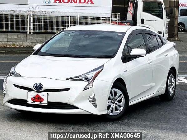 Used 2018 AT toyota prius DAA-ZVW50 Image[0]