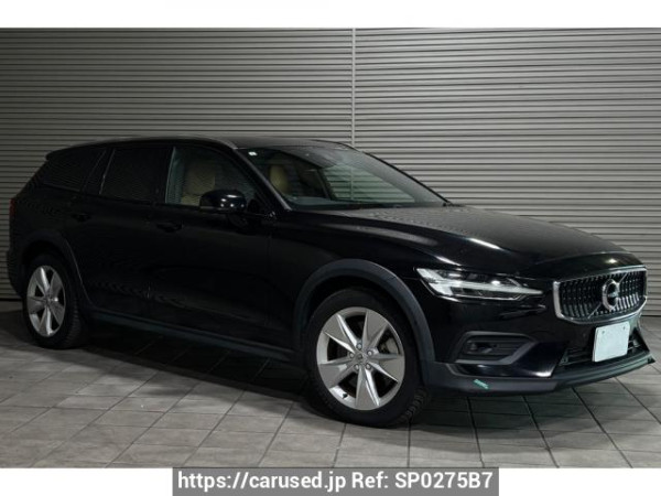 Used 2019 AT volvo v60 ZB420 Image[0]