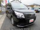 Toyota Noah ZRR80G
