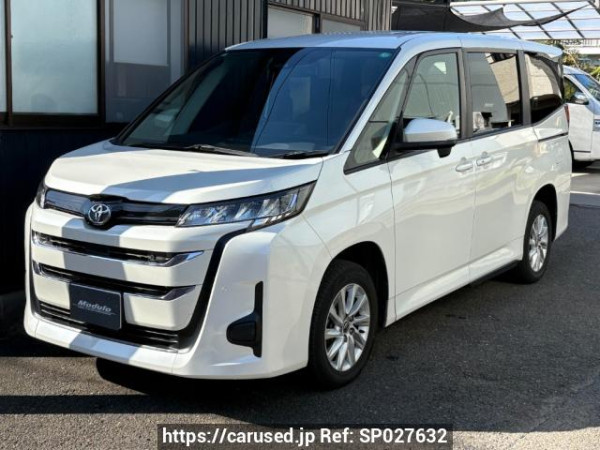 Used 2019 AT toyota noah ZWR80G Image[0]