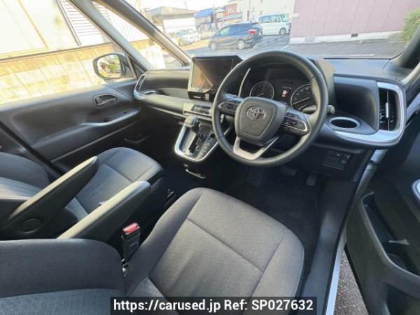 Used 2019 AT toyota noah ZWR80G Image[2]