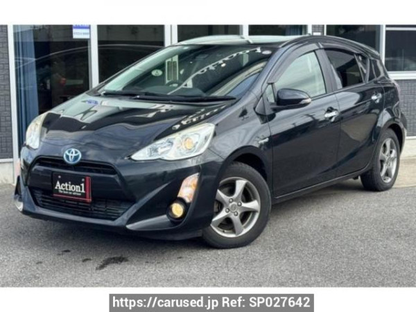 Used 2016 AT toyota aqua NHP10 Image[0]