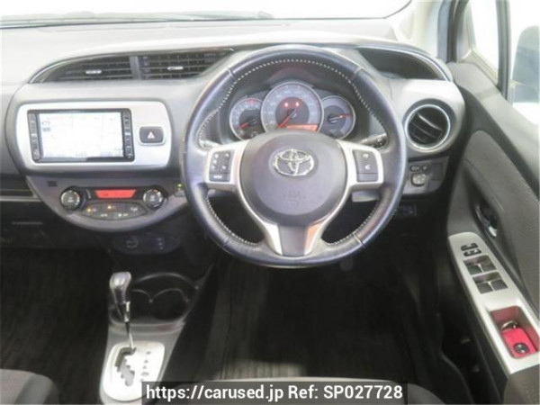 Used 2014 AT toyota vitz NCP131 Image[2]