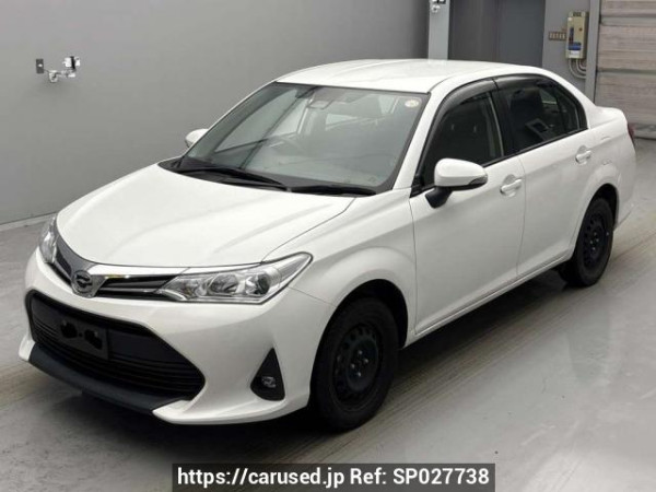 Used 2022 AT toyota corolla-axio NZE164 Image[0]