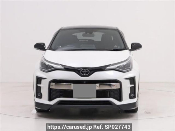Used 2019 AT toyota c-hr ZYX11 Image[0]