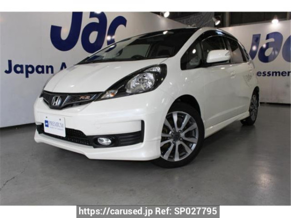 Used 2013 MT honda fit GE8 Image[0]
