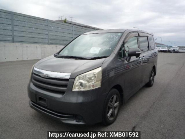 Used 2009 AT toyota noah ZRR70G Image[2]