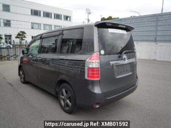 Used 2009 AT toyota noah ZRR70G Image[3]
