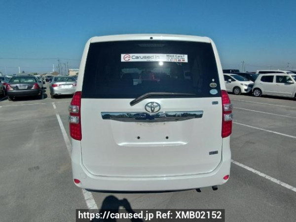 Used 2011 AT toyota noah ZRR70G Image[5]