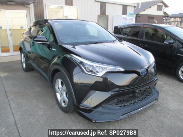Used 2017 AT toyota c-hr ZYX10 Image[0]
