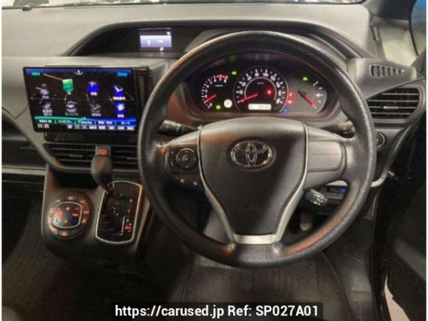 Used 2021 AT toyota noah ZRR80G Image[2]