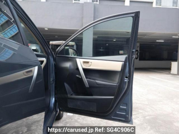 Used 2015 AT toyota corolla null Image[8]