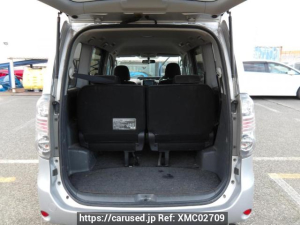 Used 2008 AT toyota noah ZRR70G Image[8]