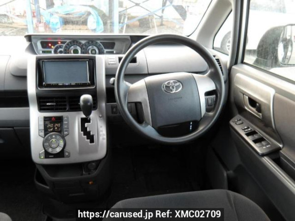Used 2008 AT toyota noah ZRR70G Image[20]
