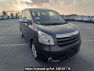 Toyota Noah ZRR70G