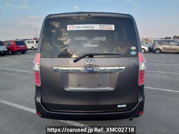 Used 2010 AT toyota noah ZRR70G Image[5]