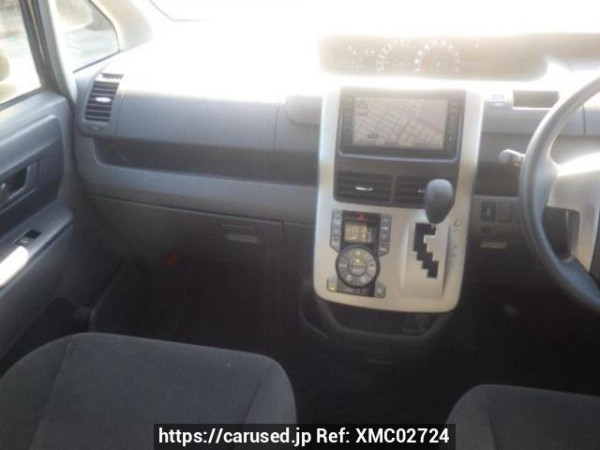 Used 2008 AT toyota noah ZRR70G Image[17]