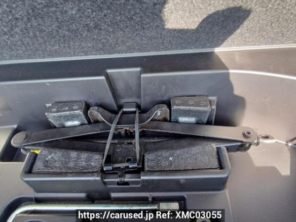 Used 2005 AT toyota harrier ACU35W Image[38]