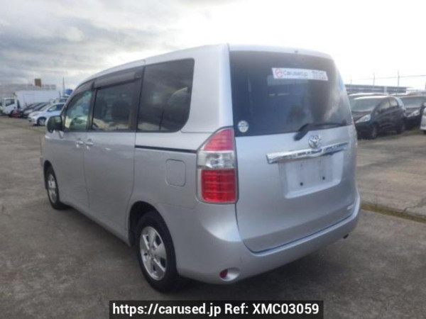 Used 2009 AT toyota noah ZRR70G Image[4]