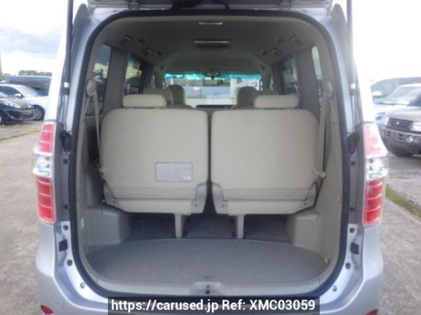 Used 2009 AT toyota noah ZRR70G Image[8]