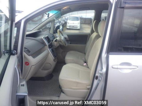 Used 2009 AT toyota noah ZRR70G Image[12]
