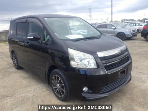 Used 2008 AT toyota noah ZRR70W Image[0]