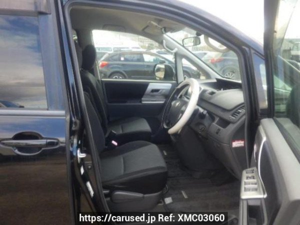 Used 2008 AT toyota noah ZRR70W Image[11]