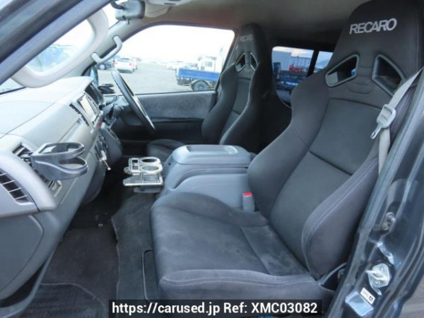 Used 2006 AT toyota regiusace-van KDH200V Image[17]