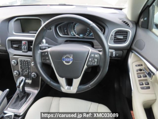 Used 2013 AT volvo v40 MB4164T Image[15]