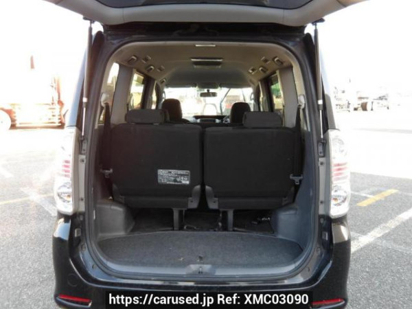 Used 2008 AT toyota voxy ZRR70W Image[8]