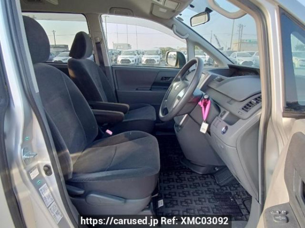 Used 2008 AT toyota noah ZRR70G Image[15]