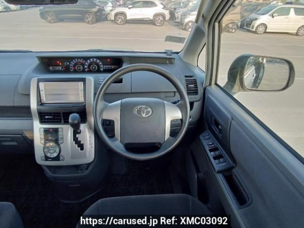 Used 2008 AT toyota noah ZRR70G Image[22]