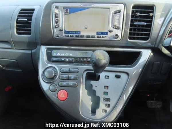 Used 2004 AT toyota wish ZNE10G Image[27]