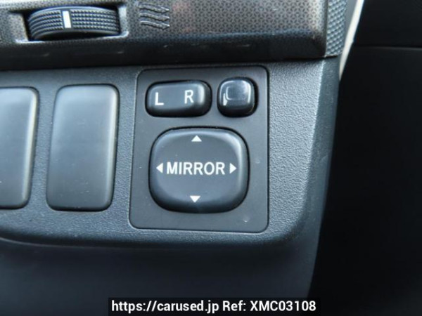 Used 2004 AT toyota wish ZNE10G Image[32]