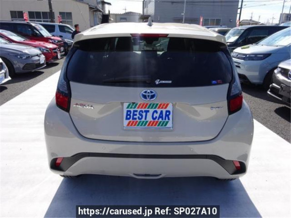 Used 2024 AT toyota aqua MXPK11 Image[1]