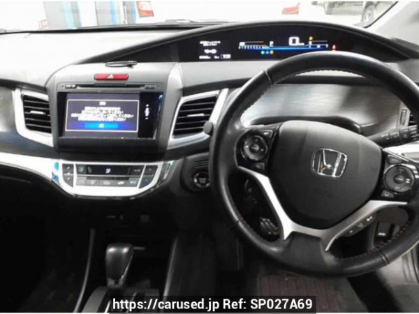 Used 2016 AT honda jade FR5 Image[2]