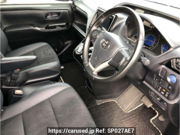 Used 2021 AT toyota voxy ZWR80W Image[2]
