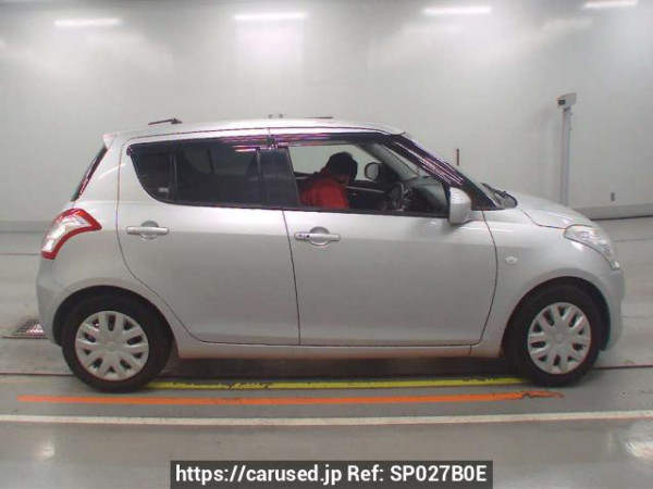 Used 2012 MT suzuki swift ZC72S Image[2]
