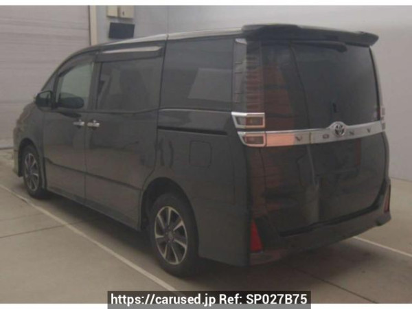 Used 2018 AT toyota voxy ZRR85W Image[1]