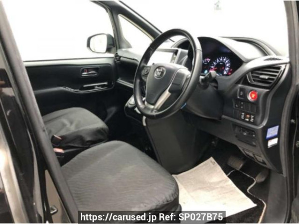 Used 2018 AT toyota voxy ZRR85W Image[2]
