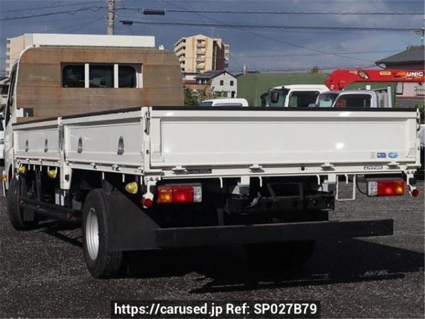 Used 2022 MT toyota dyna-truck XZU722 Image[2]