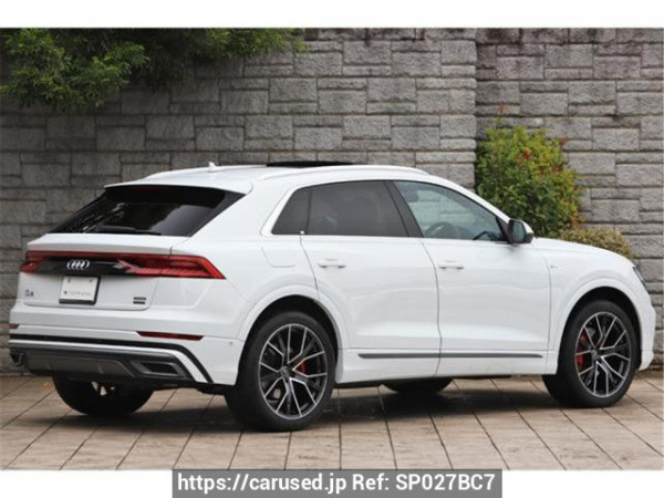 Used 2023 AT audi q8 F1DCBA Image[1]
