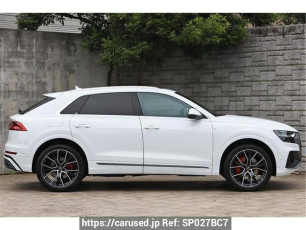 Used 2023 AT audi q8 F1DCBA Image[2]