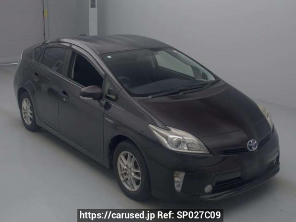 Used 2014 AT toyota prius ZVW30 Image[2]