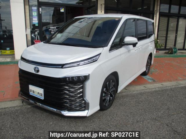 Used 2025 AT toyota voxy ZWR90W Image[0]