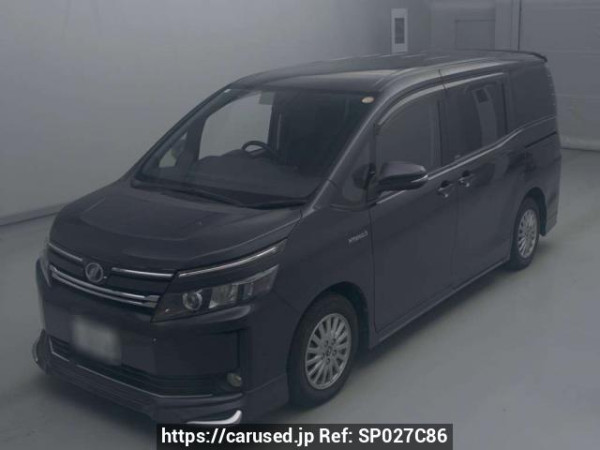 Used 2014 AT toyota voxy ZWR80G Image[0]